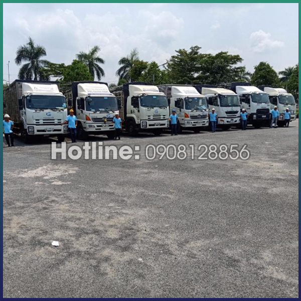 Dịch vụ thuê xe tải thùng bạt